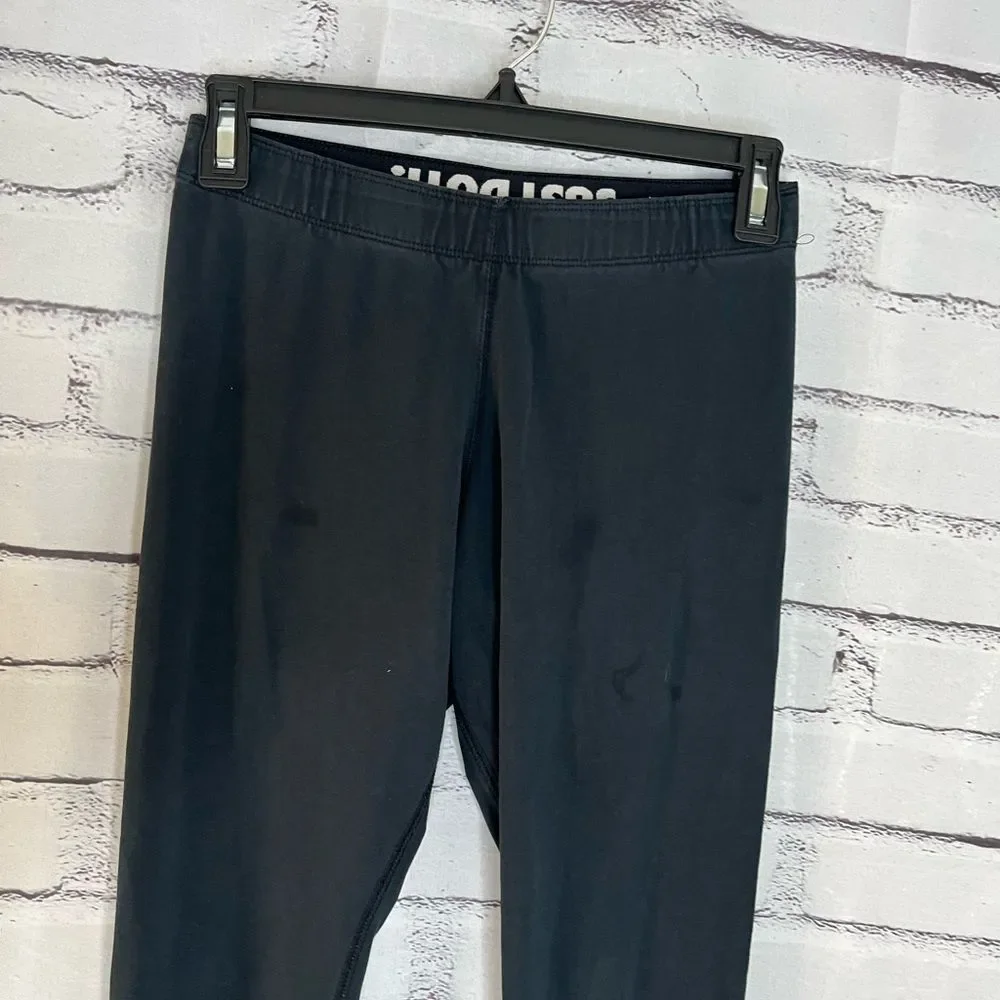 Nike High-Waist Black Leggings SP Gold Logo Athleisure Workout Activewear Yoga